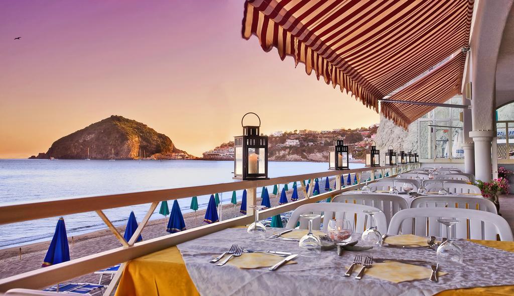 Hotel Vittorio Beach Resort Barano dʼIschia Exterior foto